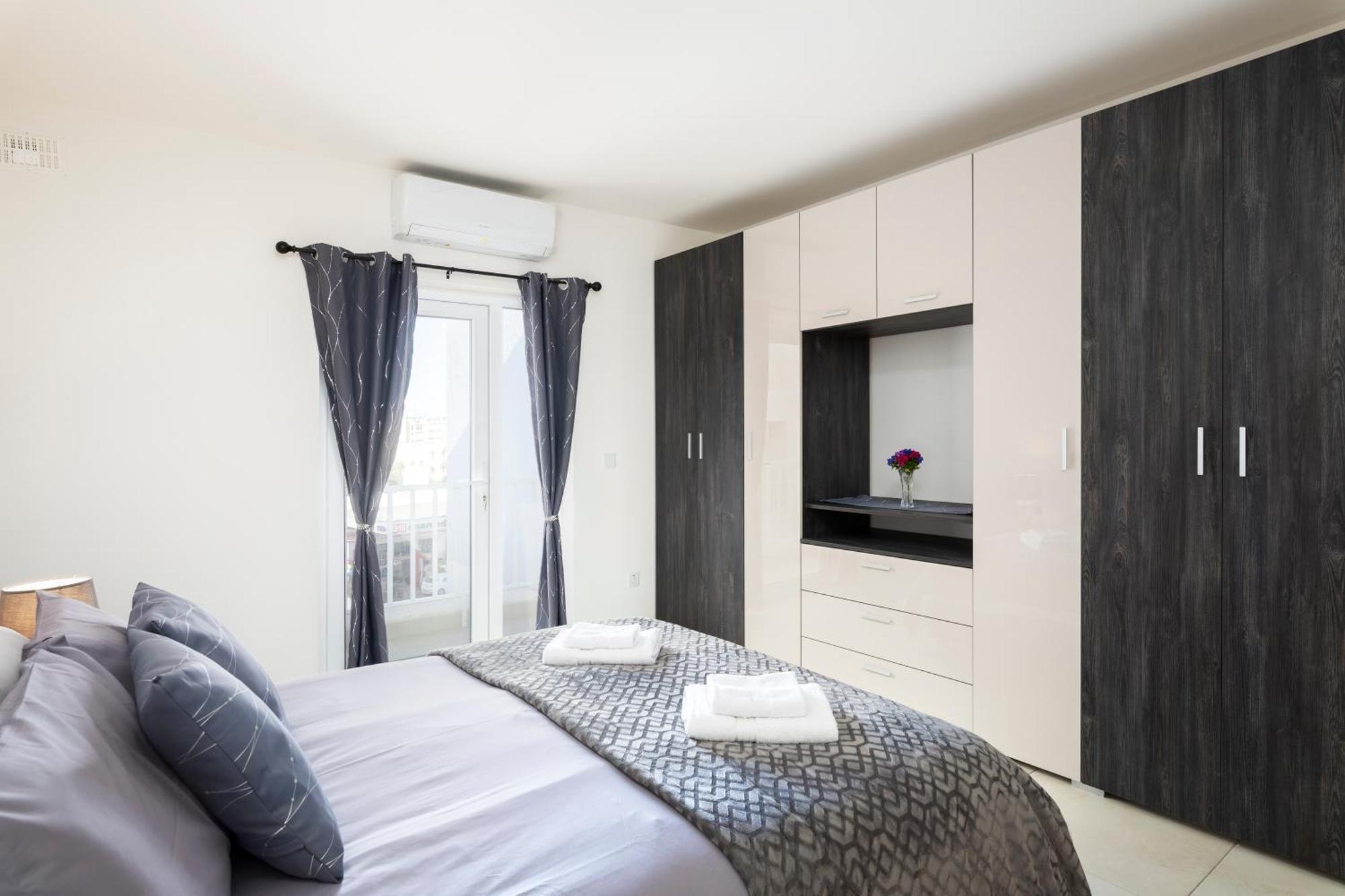 Modern & Spacious 2Br Apartment With Country Views - Close To Xemxija Bay St. Paul's Bay Buitenkant foto