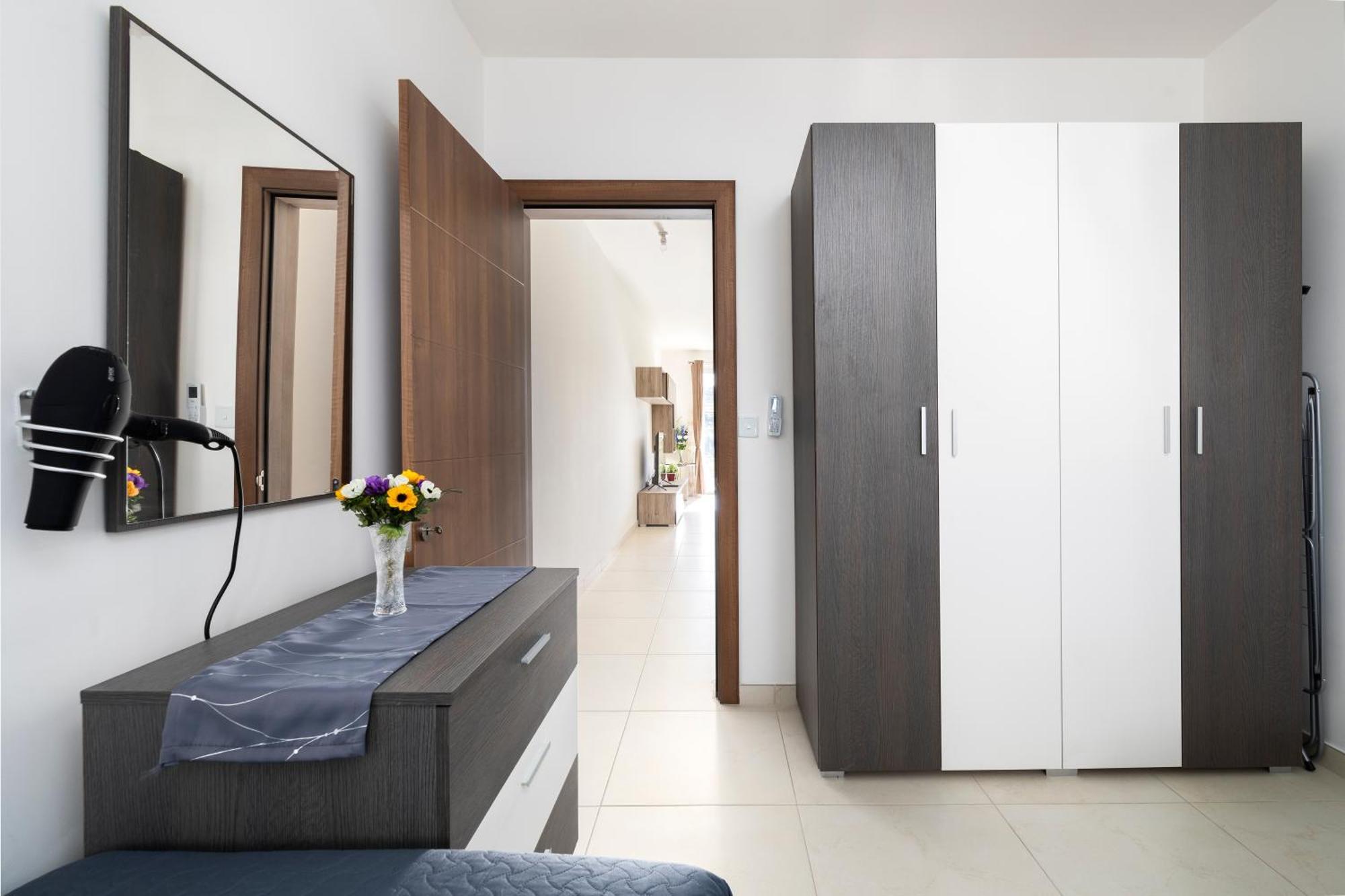 Modern & Spacious 2Br Apartment With Country Views - Close To Xemxija Bay St. Paul's Bay Buitenkant foto